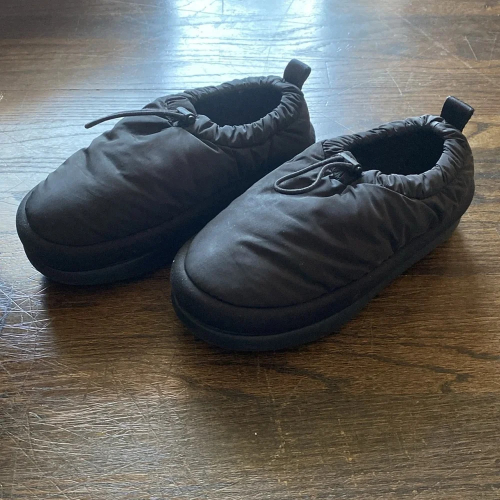 Black Ugg Maxi Clog - Picture 2 of 3